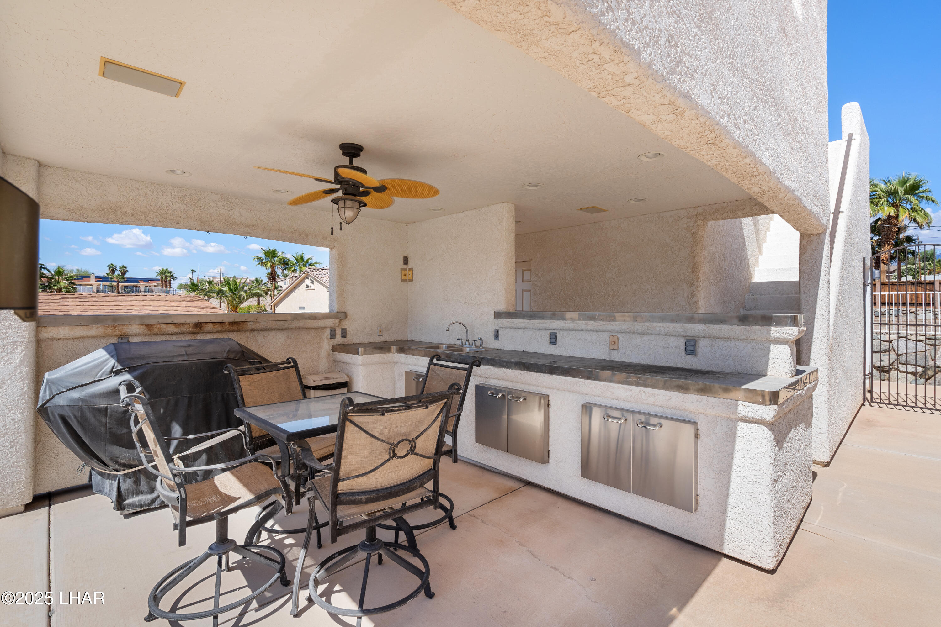 Lake Havasu City, Arizona, 86404, United States, 4 Bedrooms Bedrooms, ,4 BathroomsBathrooms,Residential,For Sale,1818242