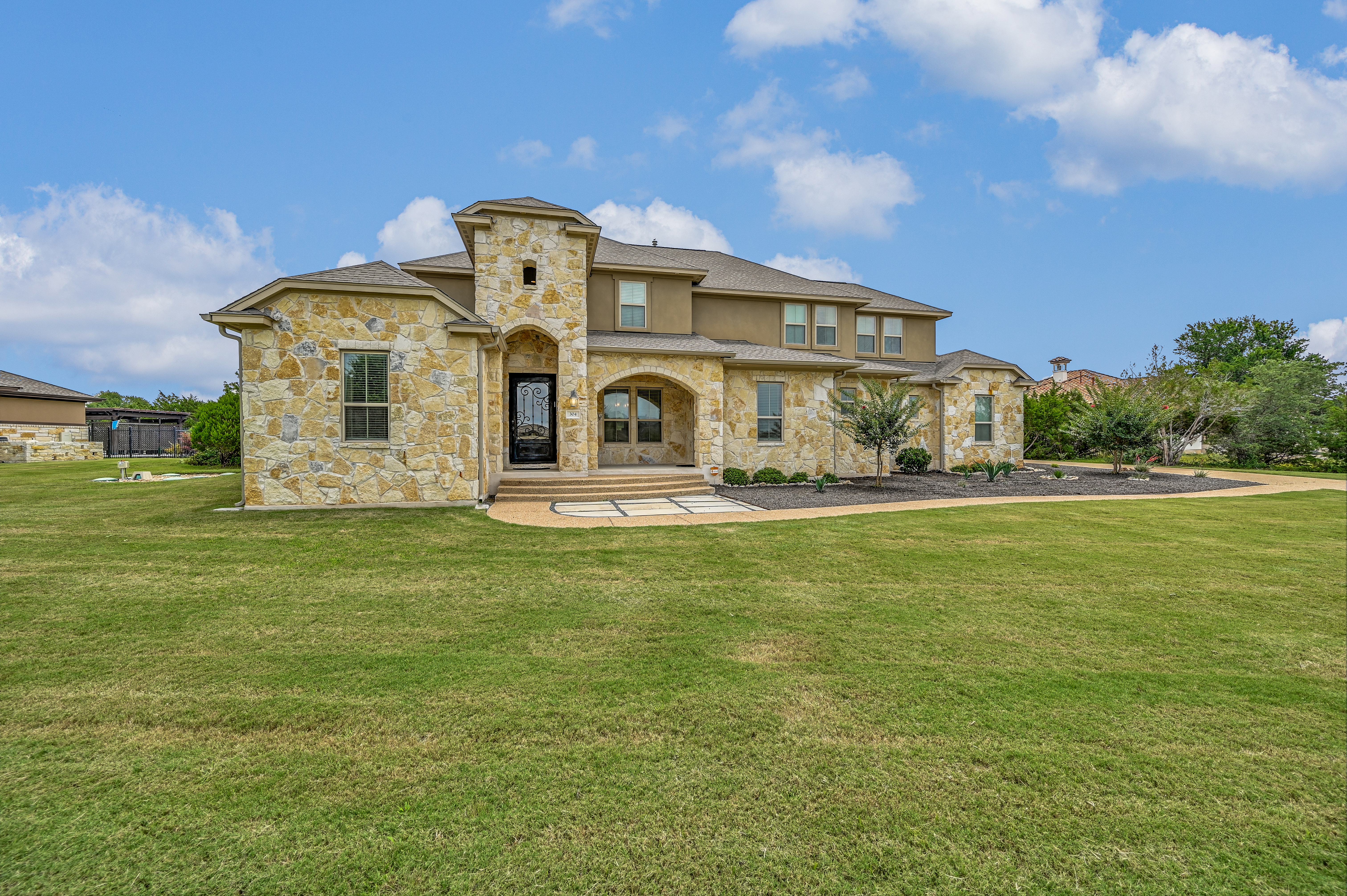 304 Dream Catcher Drive 