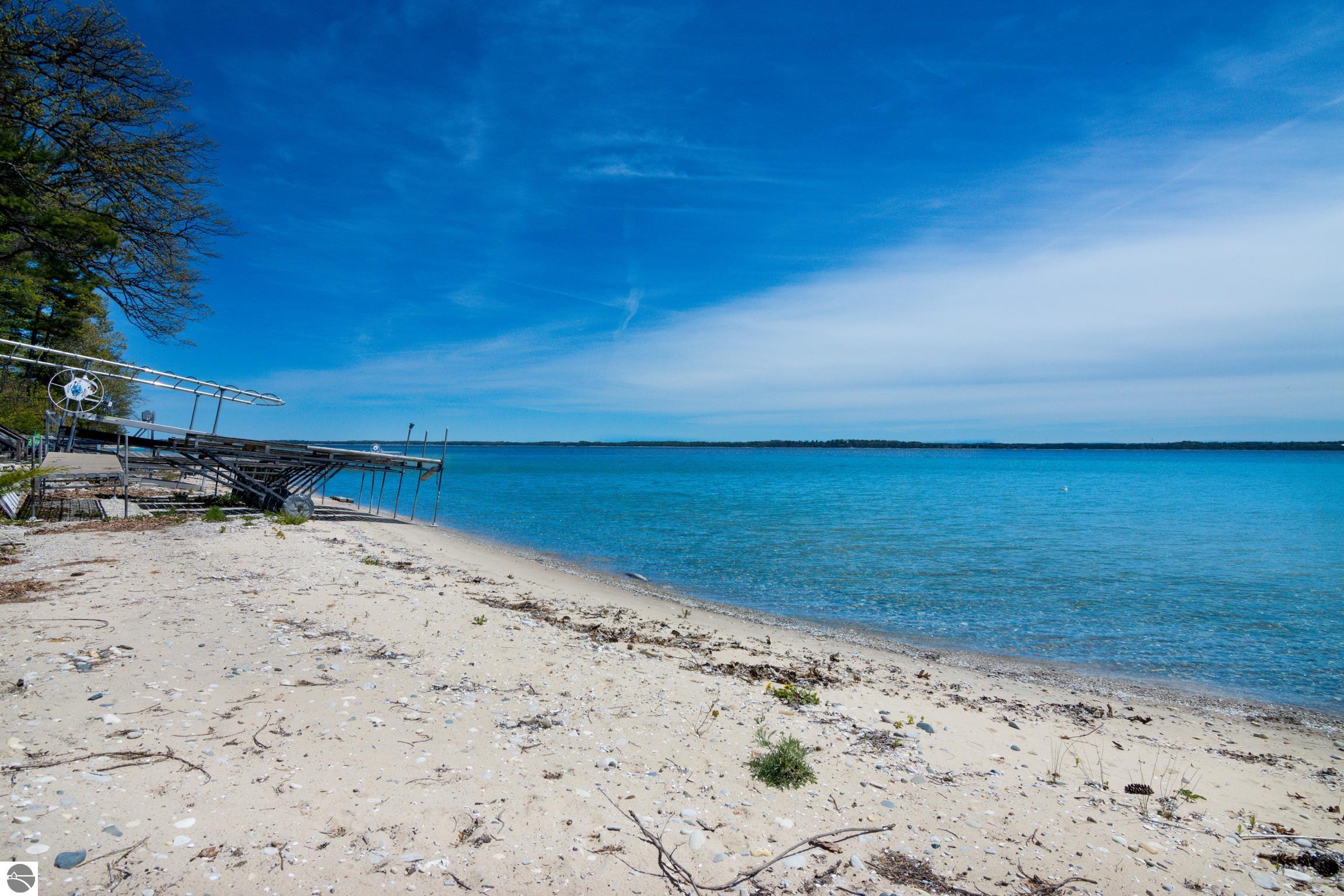 Traverse City, Michigan, 49686, United States, 3 Bedrooms Bedrooms, ,1 BathroomBathrooms,Residential,For Sale,2048667