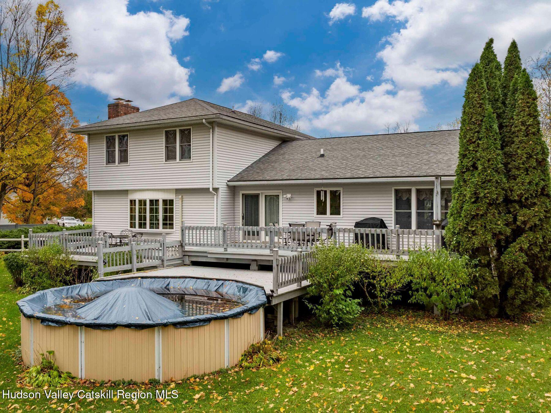 Lake Katrine, New York, 12449, United States, 4 Bedrooms Bedrooms, ,3 BathroomsBathrooms,Residential,For Sale,1987709