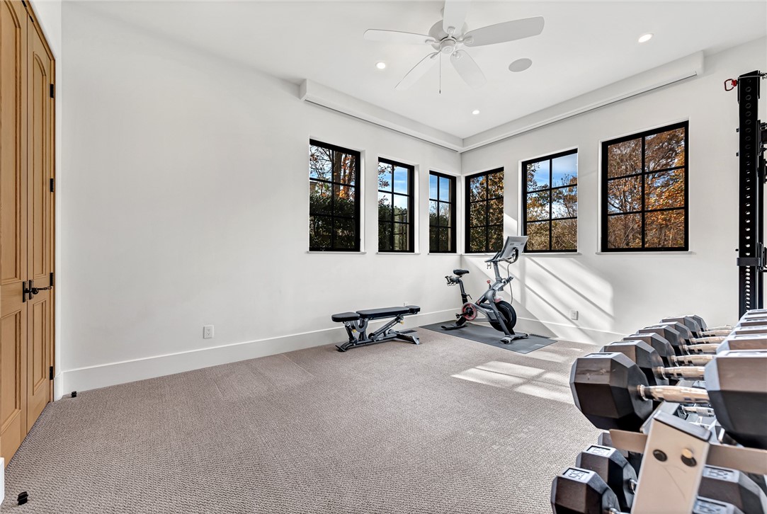 Fayetteville, Arkansas, 72704, United States, 4 Bedrooms Bedrooms, ,5 BathroomsBathrooms,Residential,For Sale,1993299