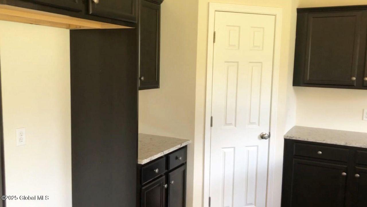 Mechanicville, New York, 12118, United States, 3 Bedrooms Bedrooms, ,3 BathroomsBathrooms,Residential,For Sale,1807086