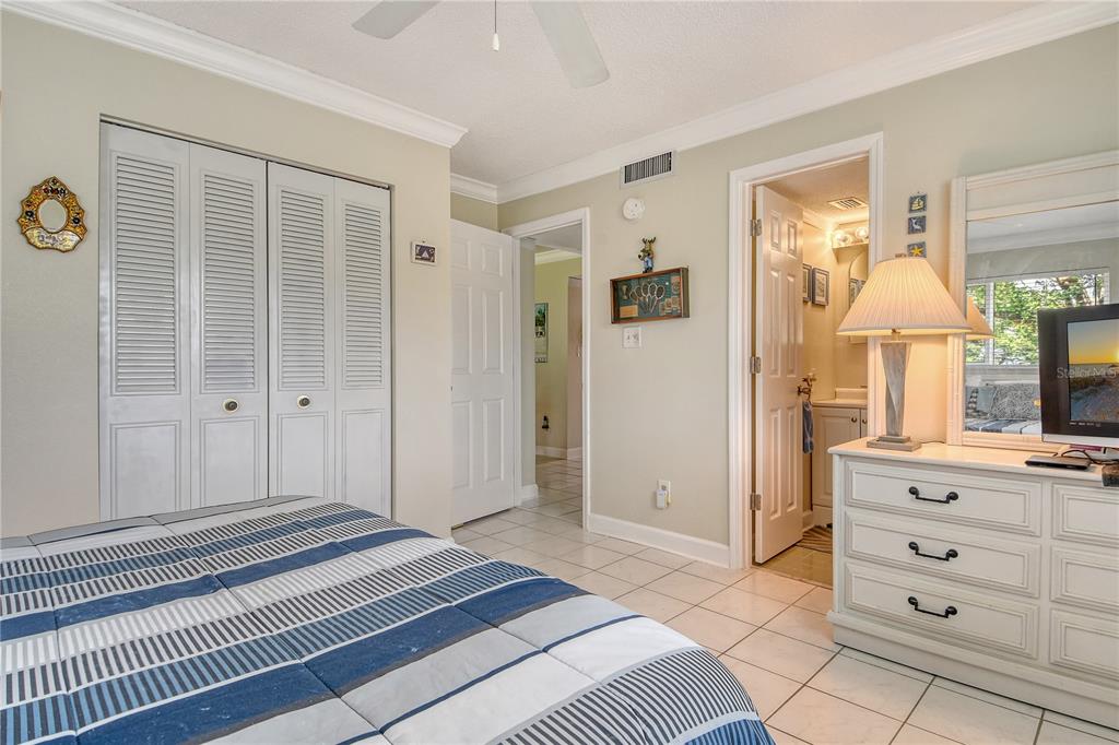 Longboat Key, Florida, 34228, United States, 2 Bedrooms Bedrooms, ,2 BathroomsBathrooms,Residential,For Sale,1837810