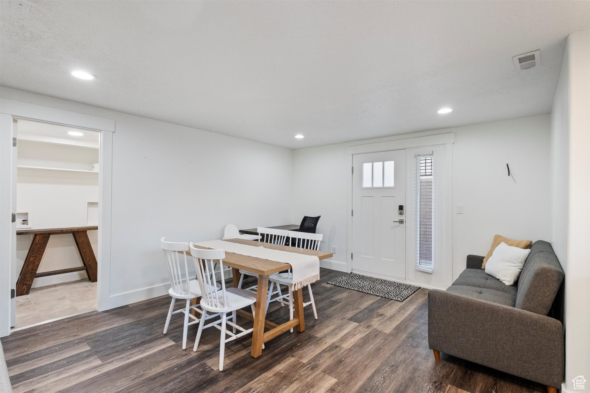 Bluffdale, Utah, 84065, United States, 4 Bedrooms Bedrooms, ,4 BathroomsBathrooms,Residential,For Sale,1910817