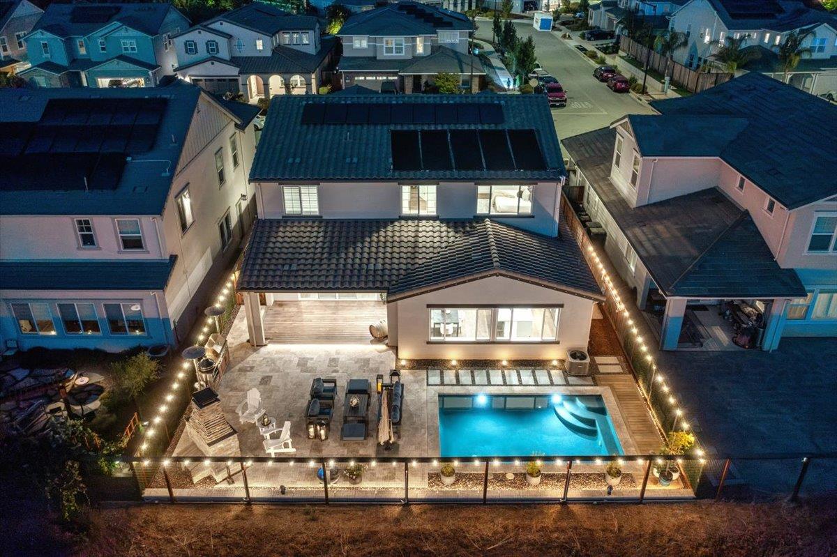 Gilroy, California, 95020, United States, 4 Bedrooms Bedrooms, ,3 BathroomsBathrooms,Residential,For Sale,1907628