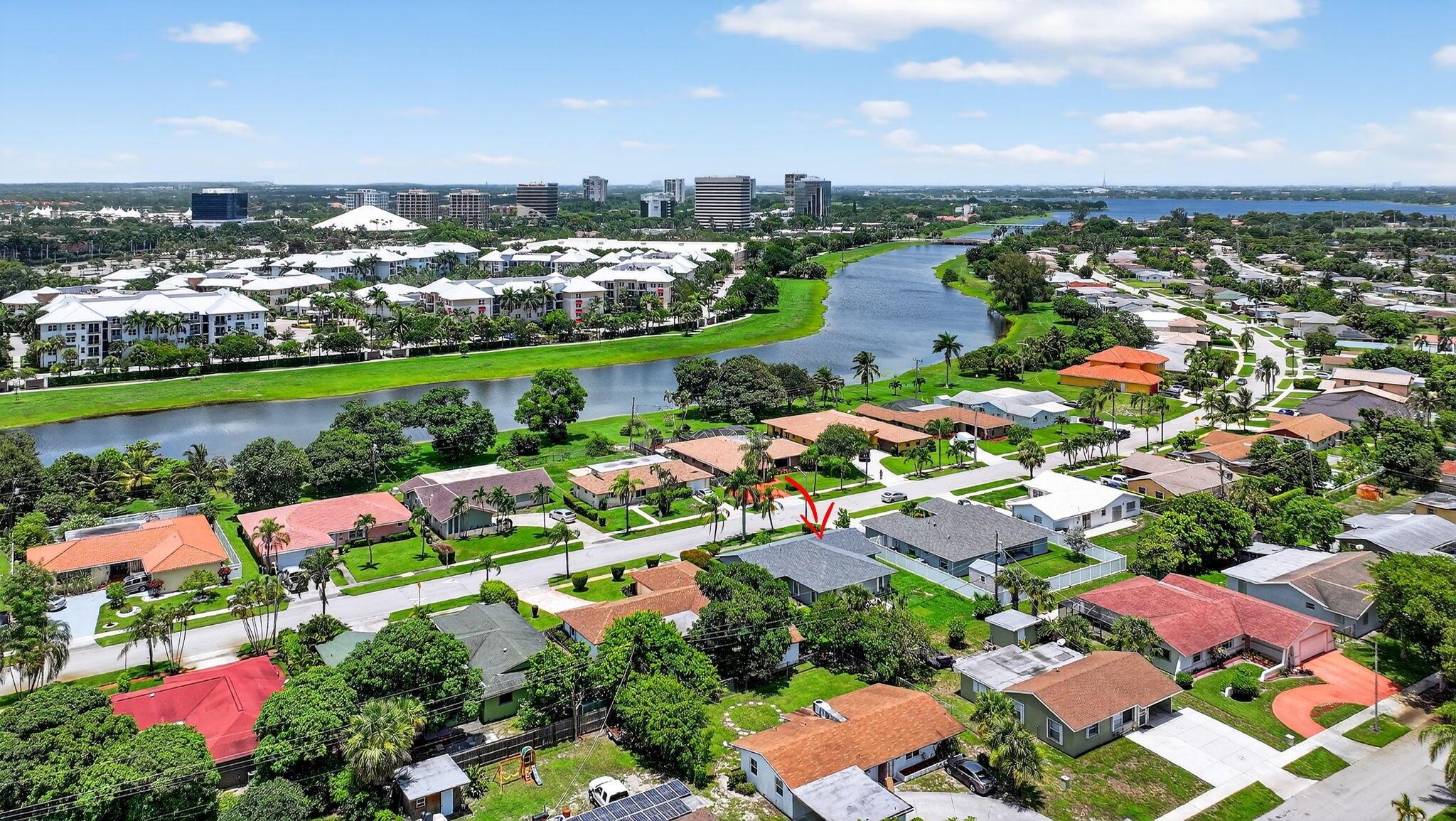 West Palm Beach, Florida, 33401, United States, 4 Bedrooms Bedrooms, ,2 BathroomsBathrooms,Residential,For Sale,1975982