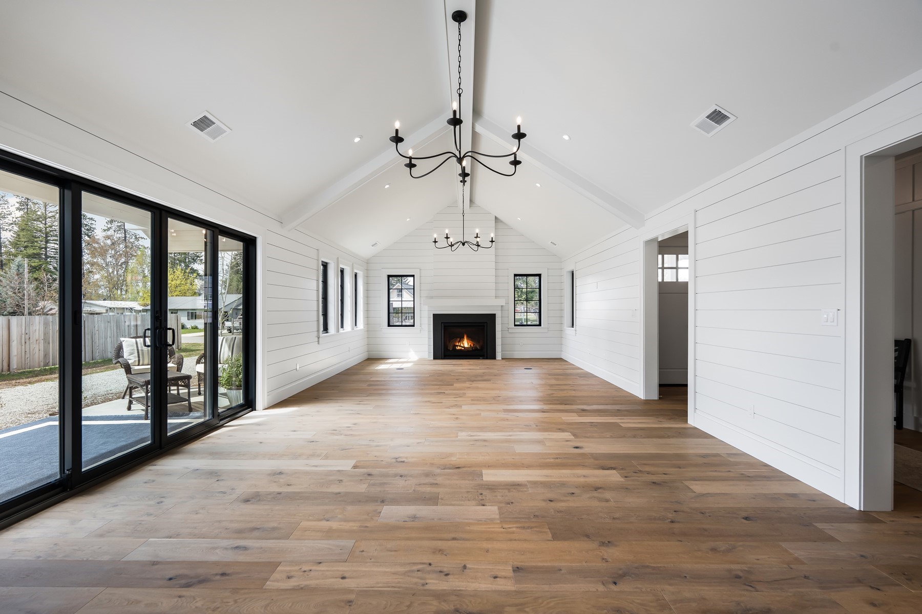  River Town Revival - 物件實景