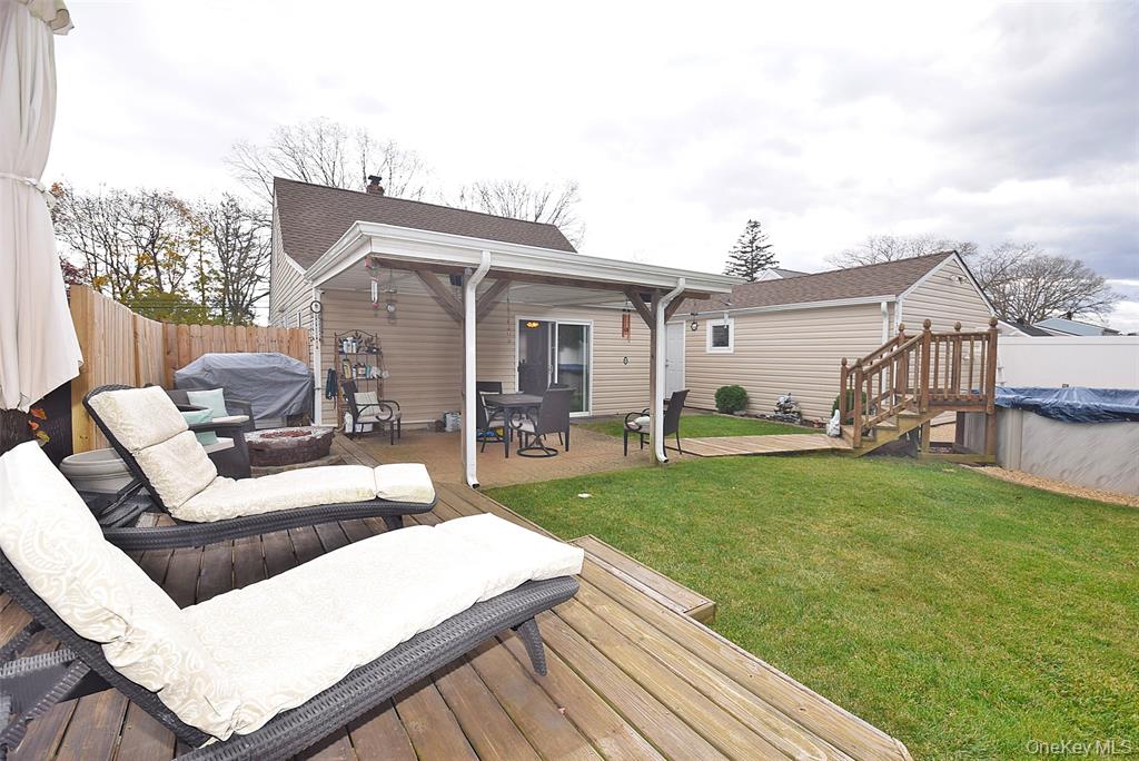 north babylon, New York, 11703, United States, 2 Bedrooms Bedrooms, ,1 BathroomBathrooms,Residential,For Sale,2000389