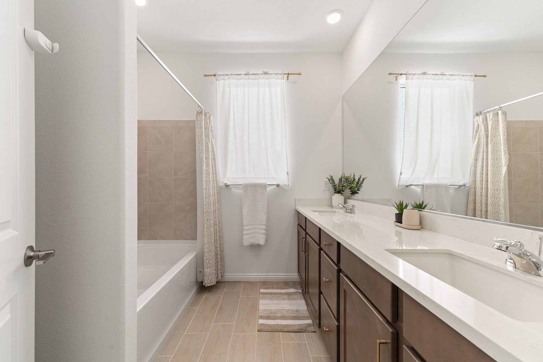  New to Market - 物件實景