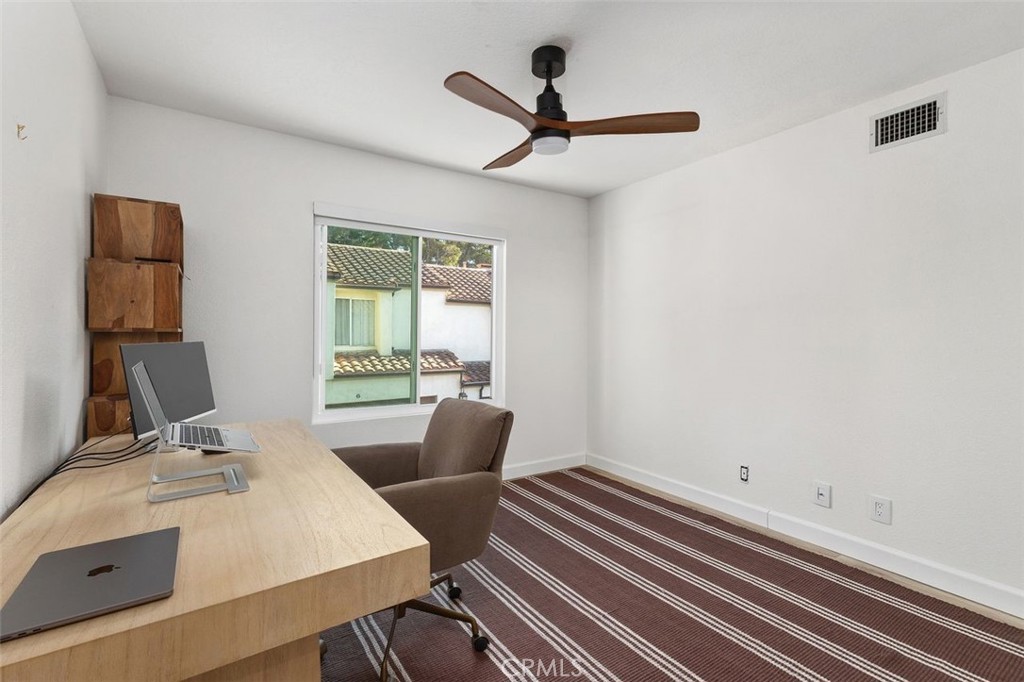 Newport Beach, California, 92660, United States, 2 Bedrooms Bedrooms, ,2 BathroomsBathrooms,Residential,For Sale,1987597