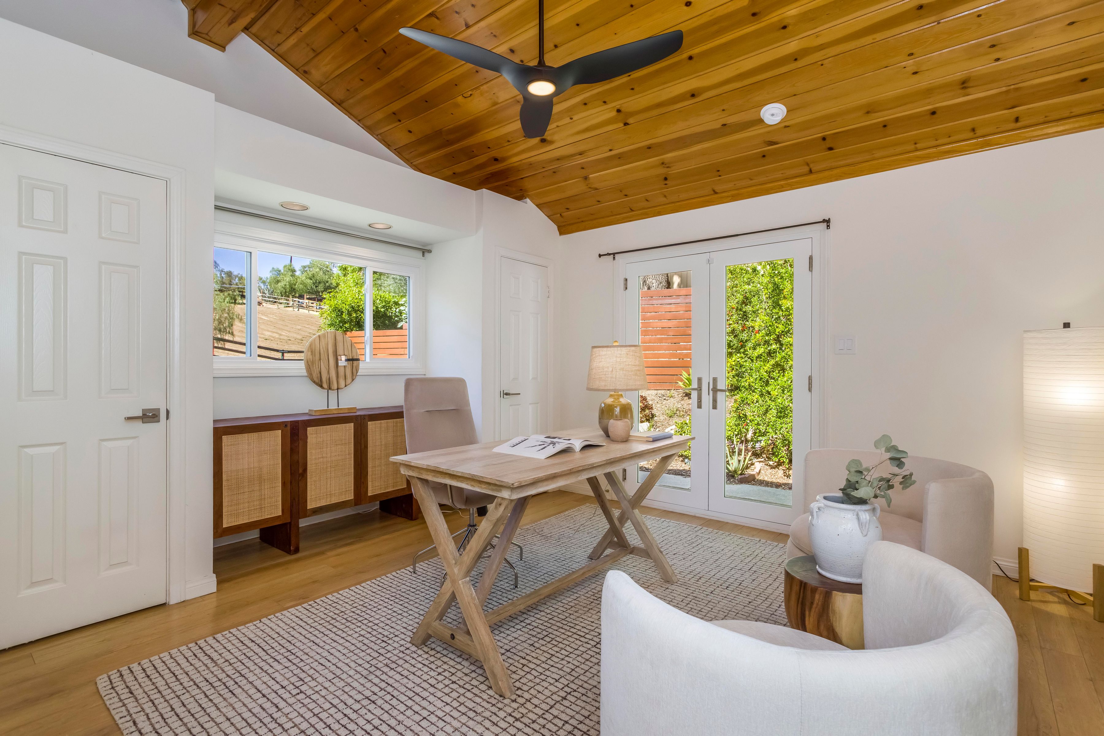  Effortless Escape in Shadow Hills - 物件實景