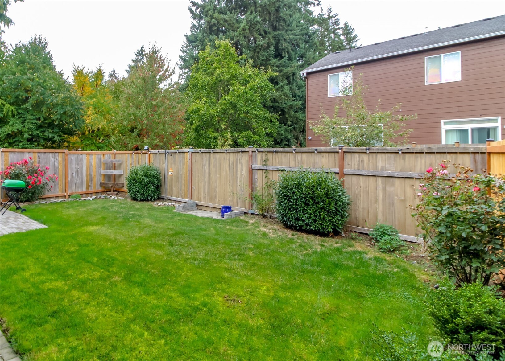 Puyallup, Washington, 98373, United States, 3 Bedrooms Bedrooms, ,3 BathroomsBathrooms,Residential,For Sale,1979459