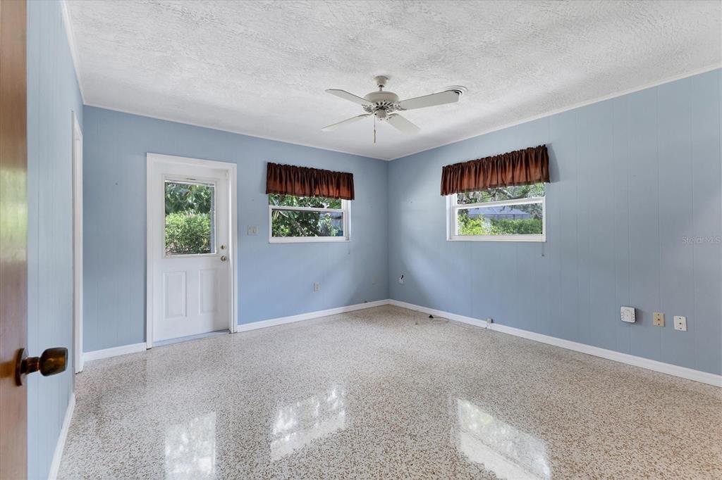 Bradenton, Florida, 34208, United States, 3 Bedrooms Bedrooms, ,2 BathroomsBathrooms,Residential,For Sale,1960554