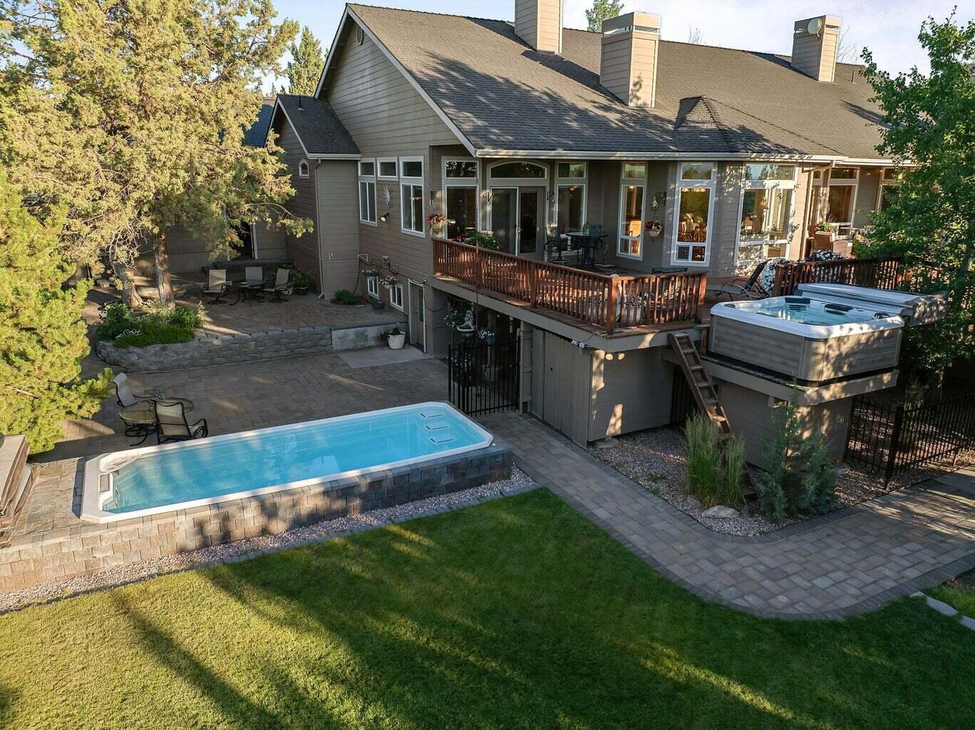Powell Butte, Oregon, 97753, United States, 3 Bedrooms Bedrooms, ,4 BathroomsBathrooms,Residential,For Sale,1818290