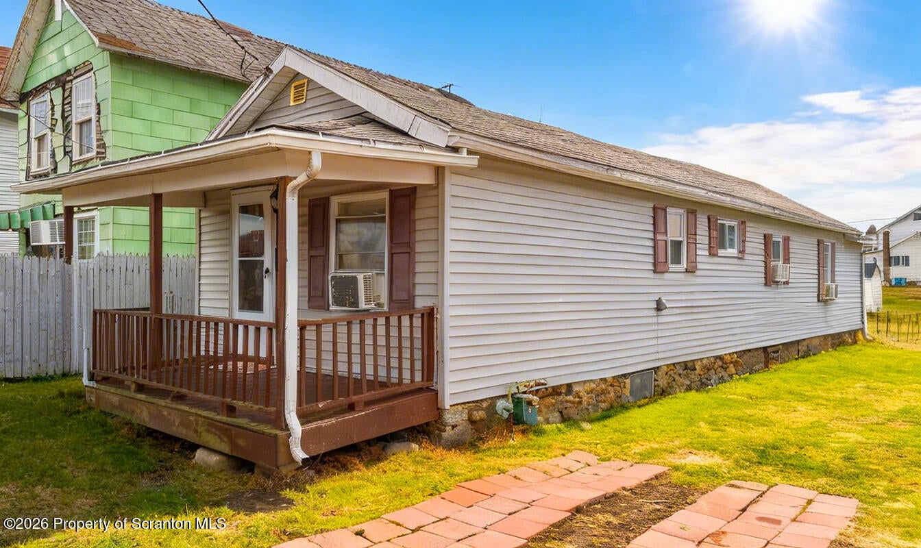 Swetland St, Duryea, PA 18642