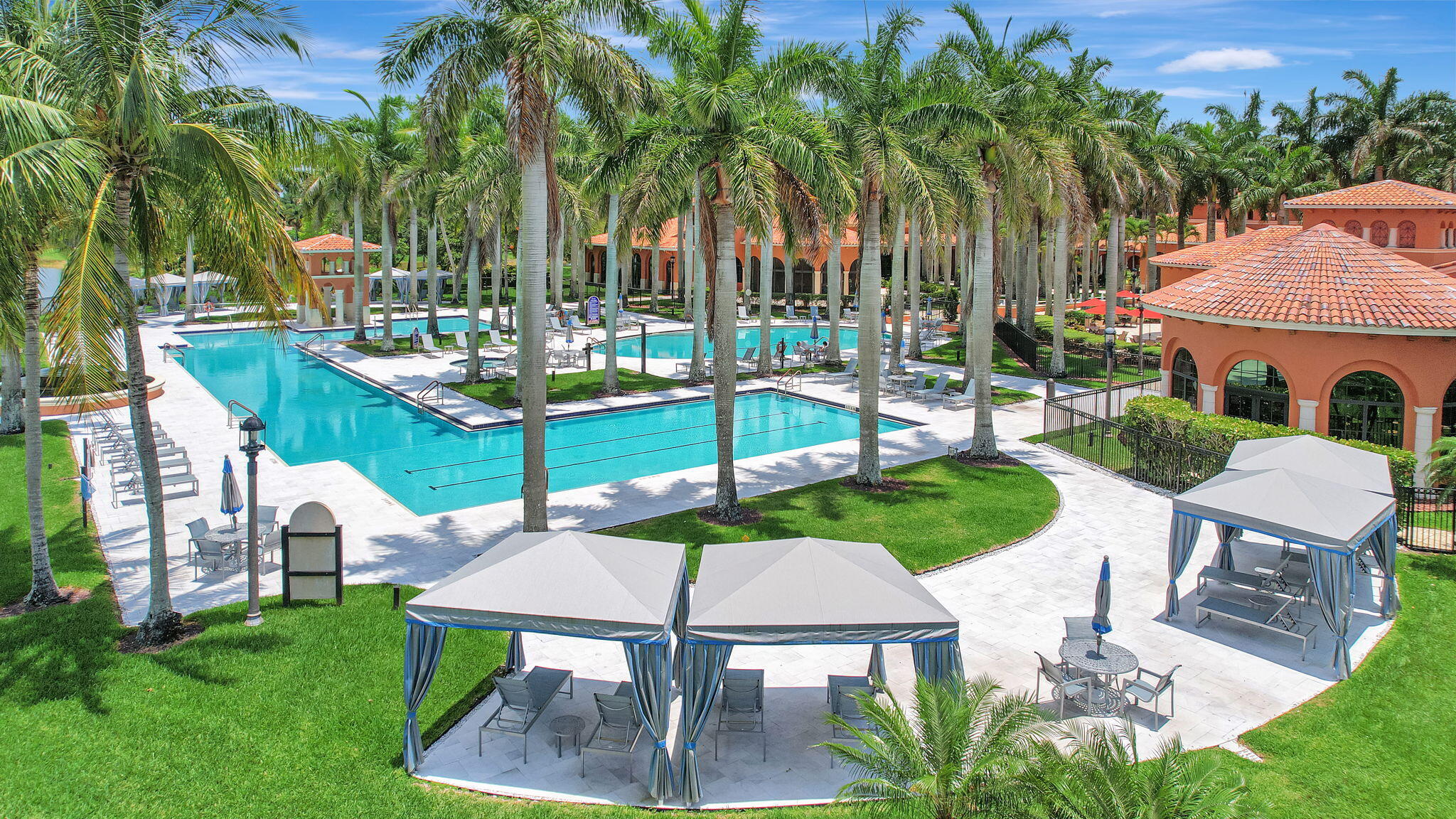 Wellington, Florida, 33411, United States, 2 Bedrooms Bedrooms, ,2 BathroomsBathrooms,Residential,For Sale,1807724