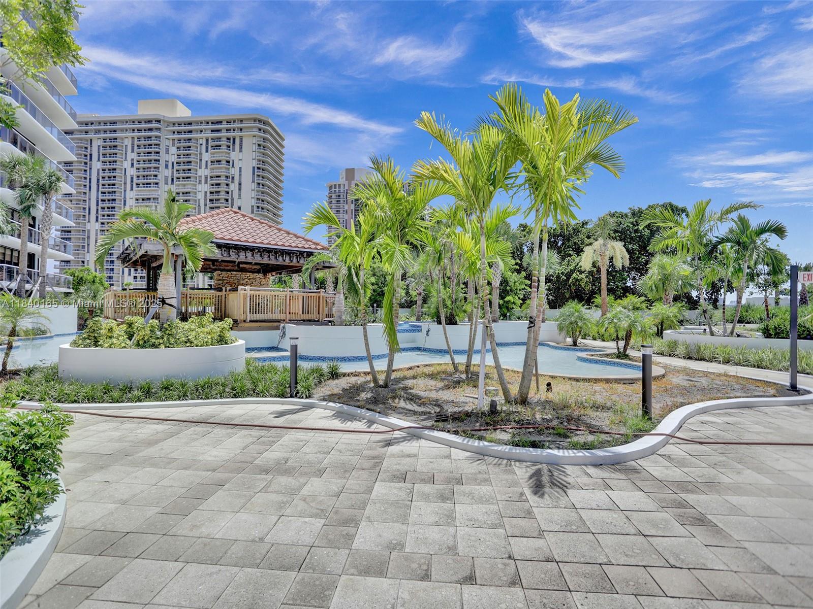 Aventura, Florida, 33180, United States, 2 Bedrooms Bedrooms, ,2 BathroomsBathrooms,Residential,For Sale,1897536