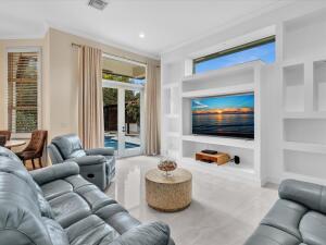 Plantation, Florida, 33325, United States, 5 Bedrooms Bedrooms, ,4 BathroomsBathrooms,Residential,For Sale,2005457