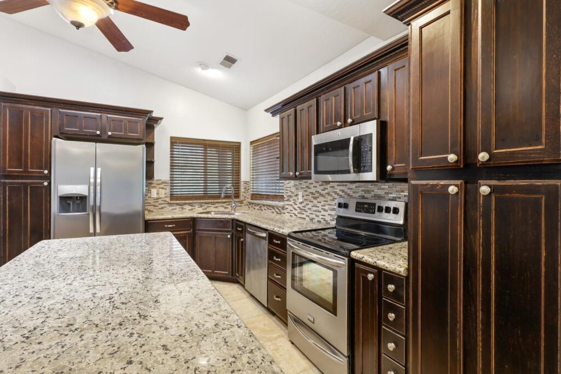  33651 S Topaz Road ¦ Black Canyon City, AZ - 物件實景