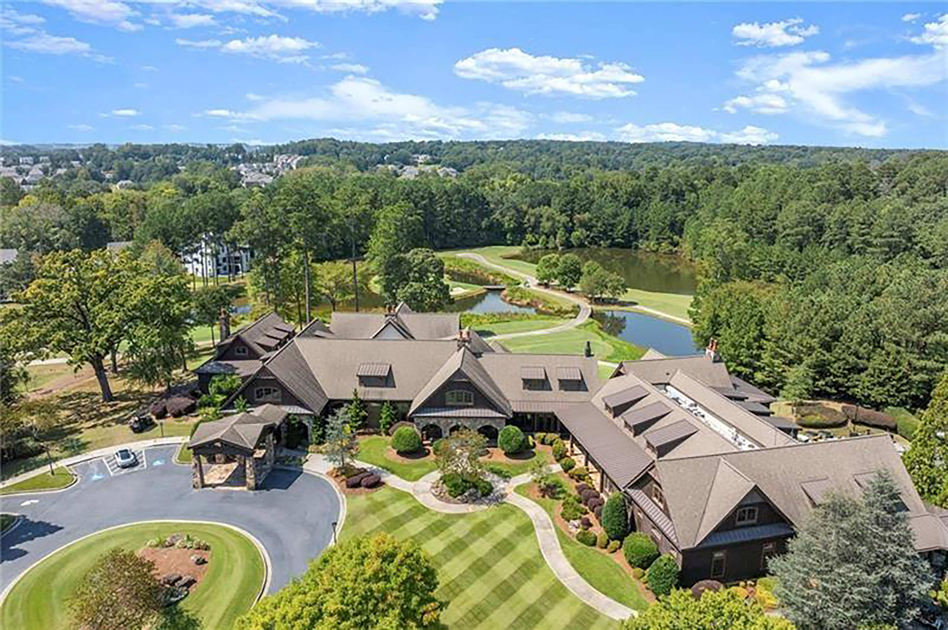  Extraordinary European Manor on Picturesque Cul-de-sac with Lake and Golf Views - 物件實景