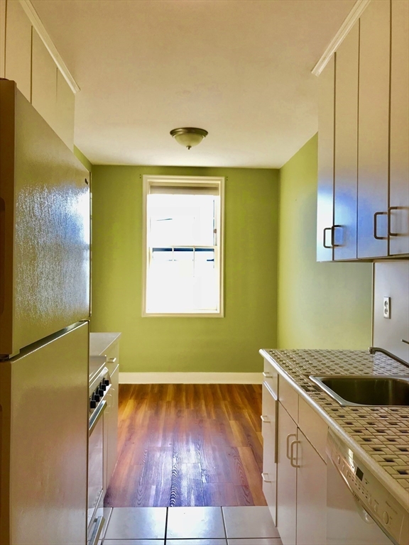 Cambridge, Massachusetts, 02138, United States, 1 Bedroom Bedrooms, ,1 BathroomBathrooms,Residential,For Sale,1918224