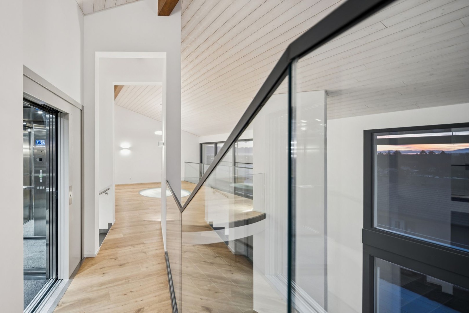  Exceptional 8.5-room villa, lake and Alps views, 9 basement parking spaces - 物件實景