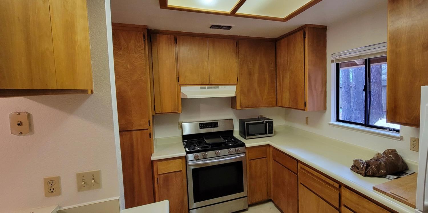 Foresthill, California, 95631, United States, ,Residential,For Sale,1924661