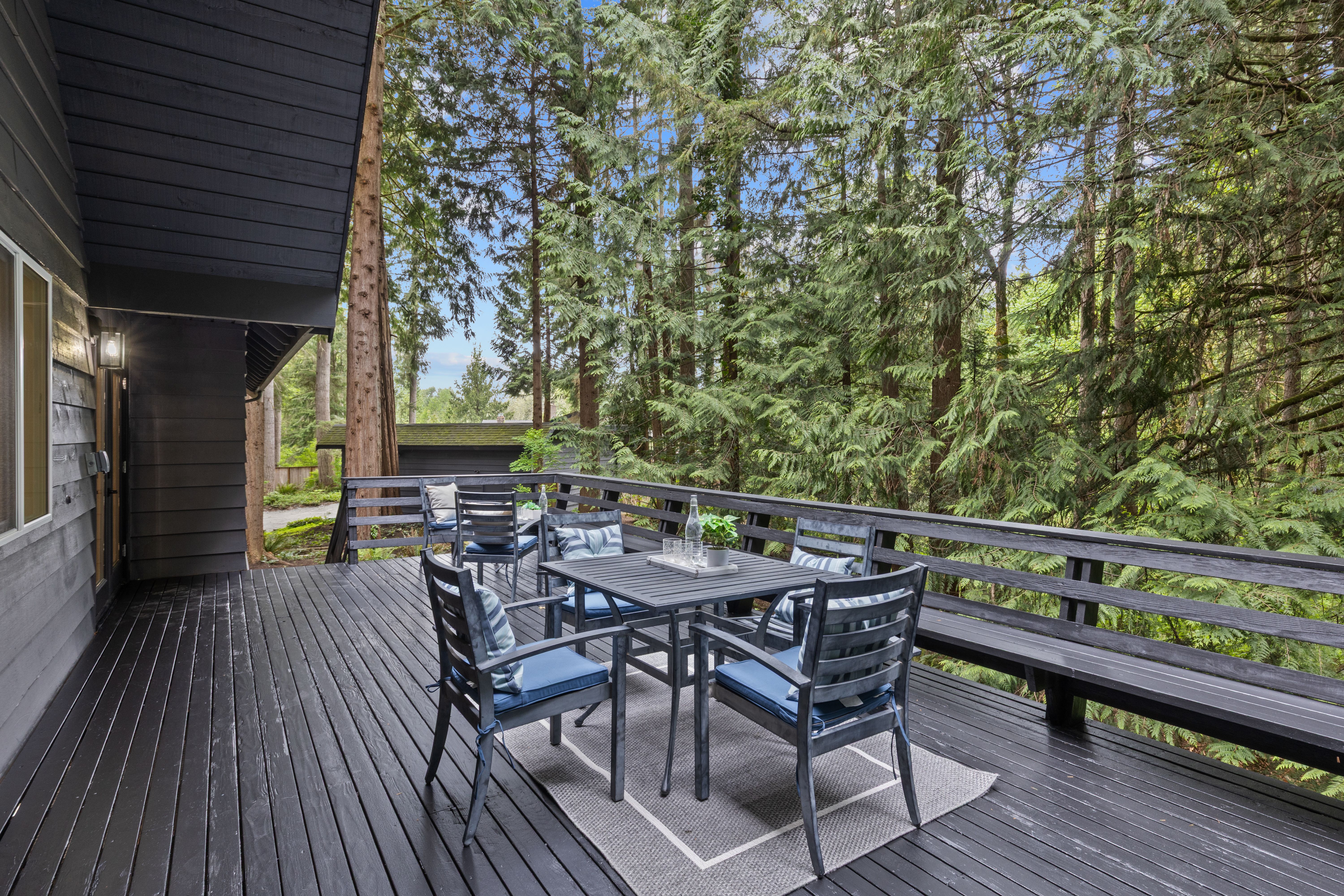  18126 NE 185th Place, Woodinville, WA 98077 - 物件實景