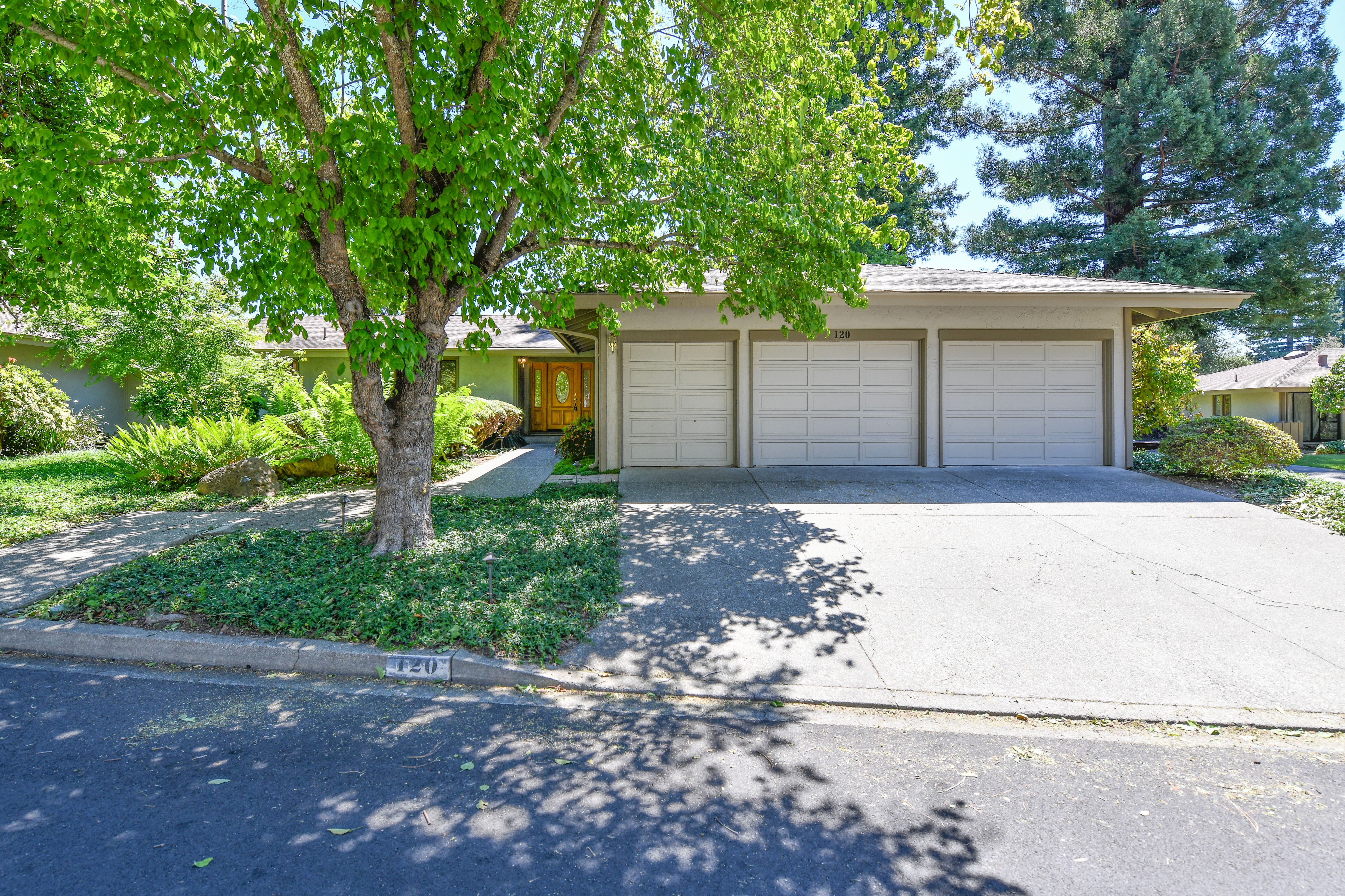  Single Level in Silverado Country Club Gated Community - 物件實景