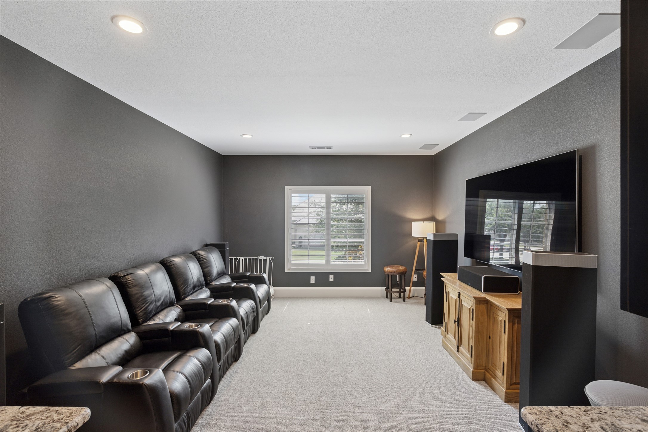 Benbrook, Texas, 76126, United States, 4 Bedrooms Bedrooms, ,5 BathroomsBathrooms,Residential,For Sale,1958044