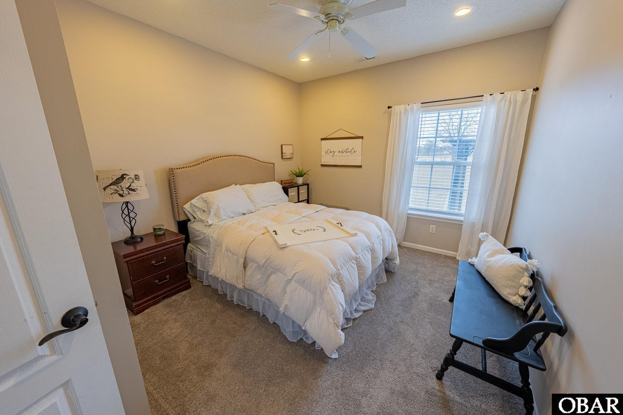 Moyock, North Carolina, 27958, United States, 6 Bedrooms Bedrooms, ,3 BathroomsBathrooms,Residential,For Sale,1997191