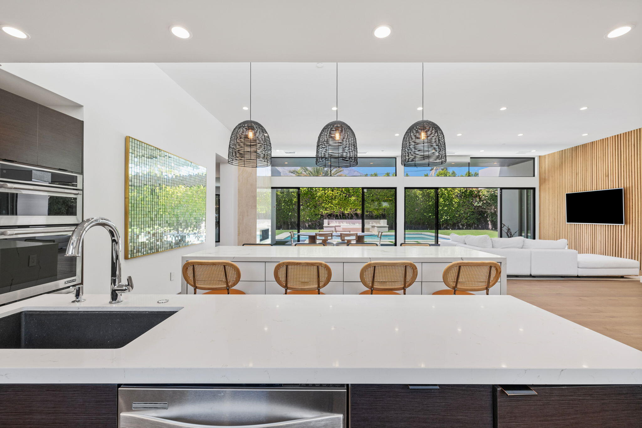 Palm Springs, California, 92262, United States, 5 Bedrooms Bedrooms, ,4 BathroomsBathrooms,Residential,For Sale,1805387
