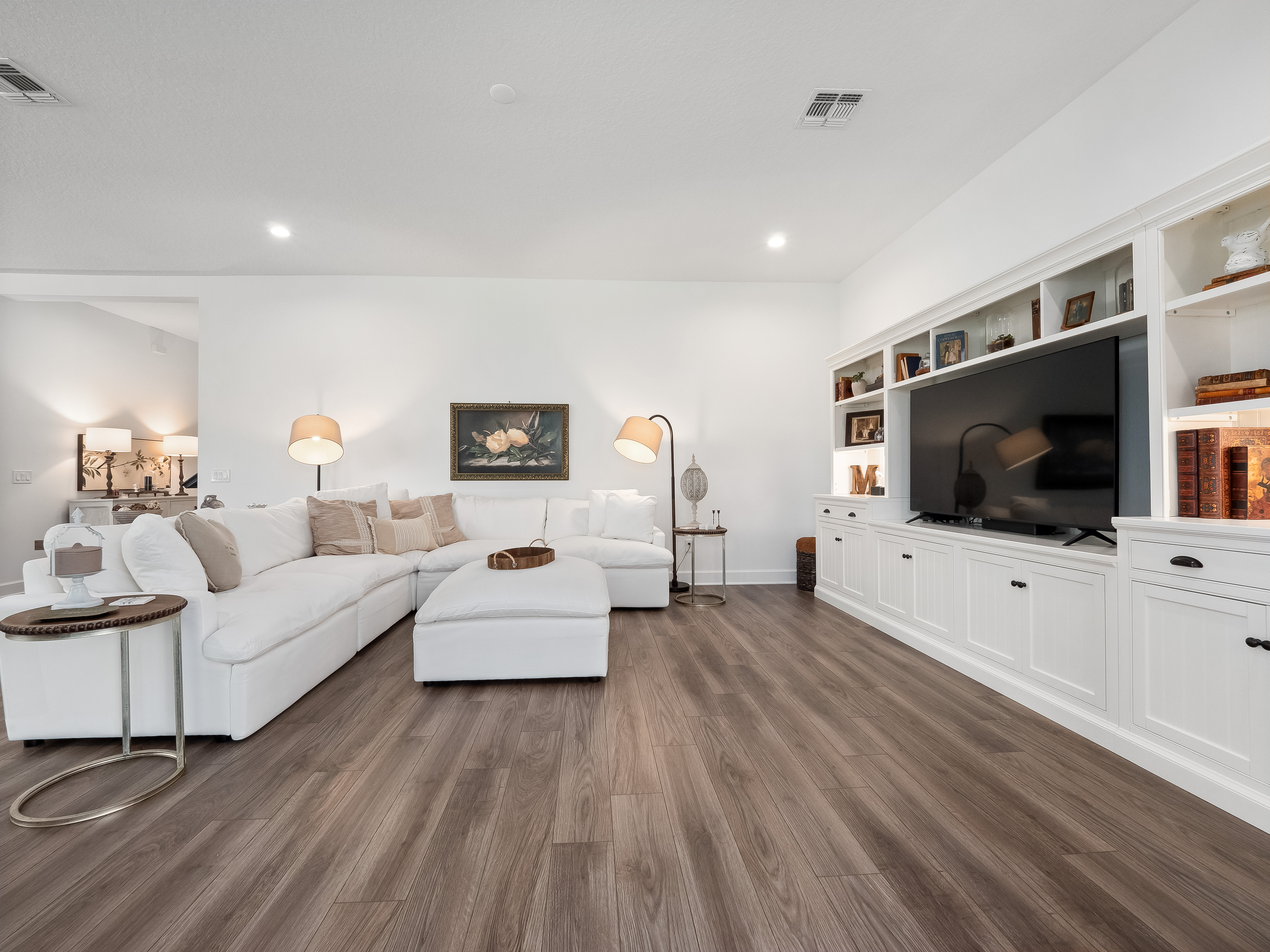 Winter Garden, Florida, 34787, United States, 5 Bedrooms Bedrooms, ,5 BathroomsBathrooms,Residential,For Sale,1914233
