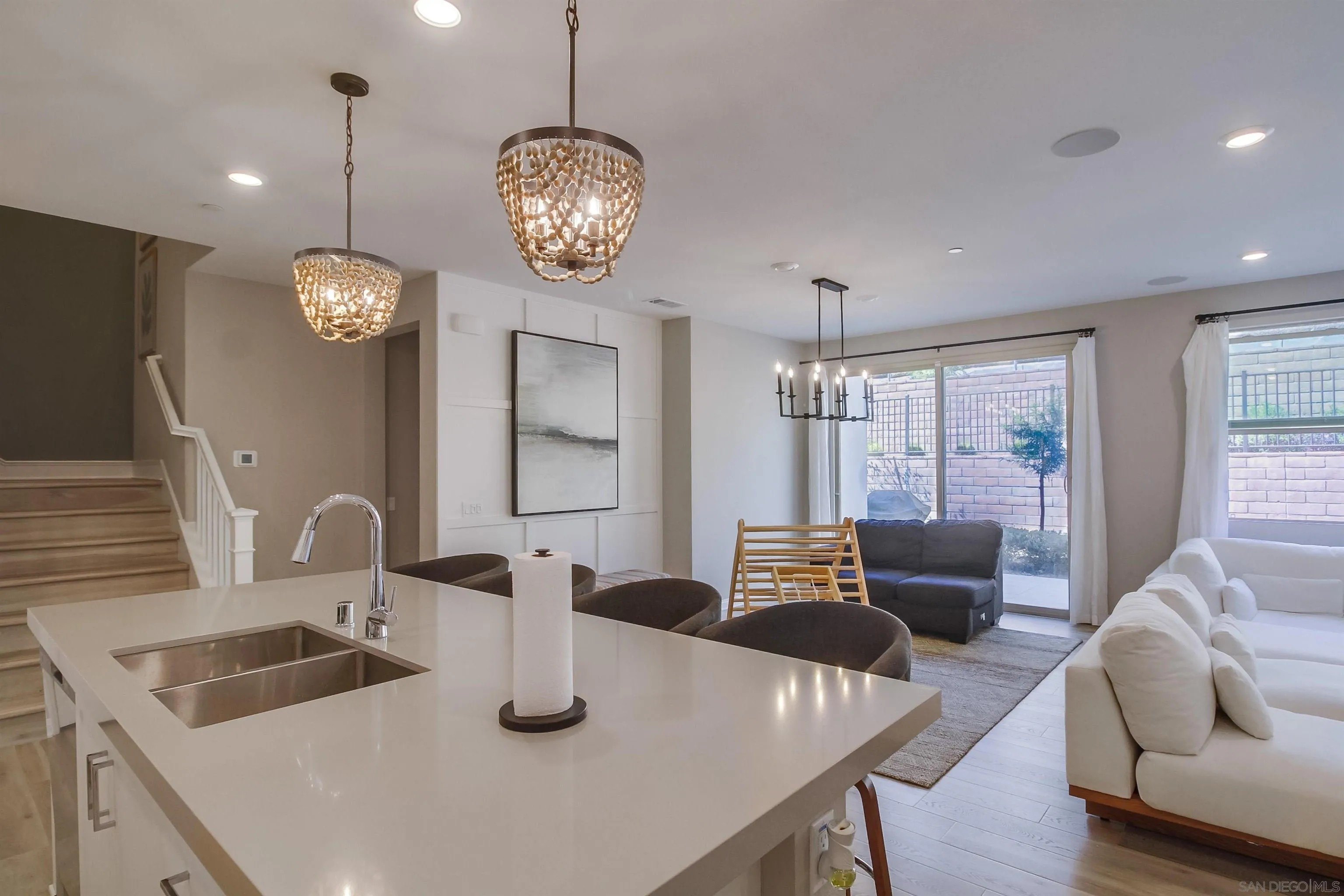 Chula Vista, California, 91913, United States, 4 Bedrooms Bedrooms, ,3 BathroomsBathrooms,Residential,For Sale,1949636