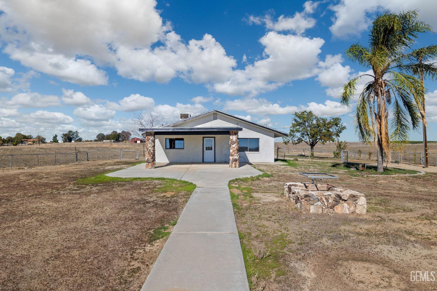 Mc Farland, California, 93250, United States, 3 Bedrooms Bedrooms, ,2 BathroomsBathrooms,Residential,For Sale,1994754