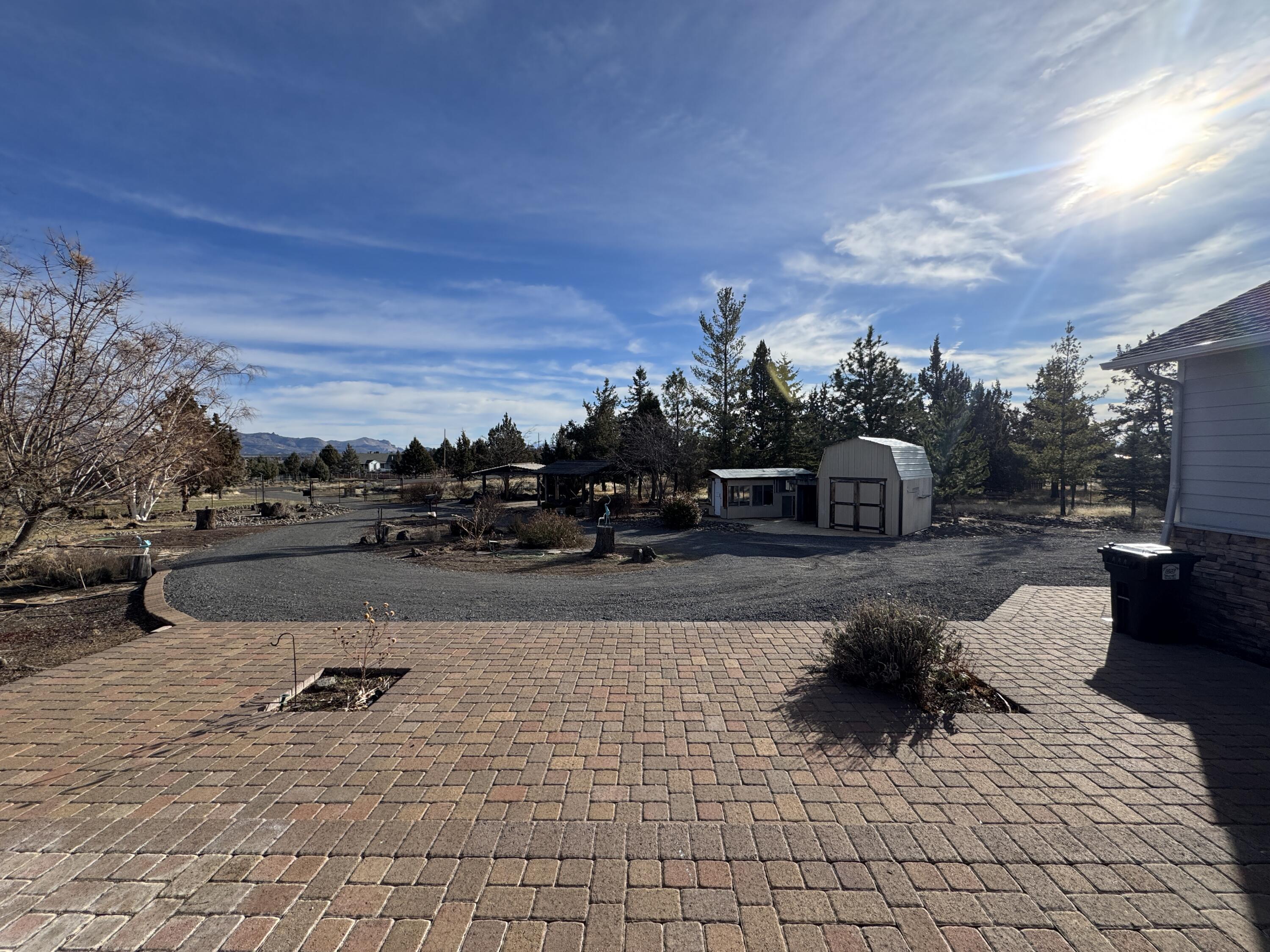 Terrebonne, Oregon, 97760, United States, 3 Bedrooms Bedrooms, ,2 BathroomsBathrooms,Residential,For Sale,2009315