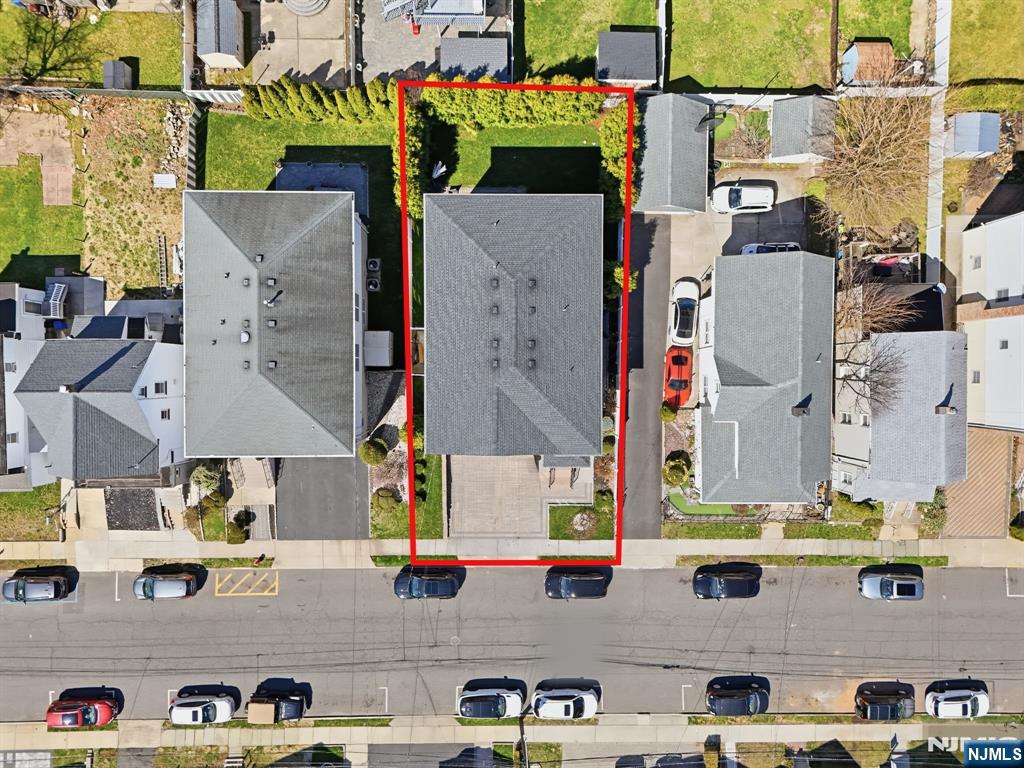 Kearny, New Jersey, 07032, United States, 6 Bedrooms Bedrooms, ,5 BathroomsBathrooms,Residential,For Sale,2032310