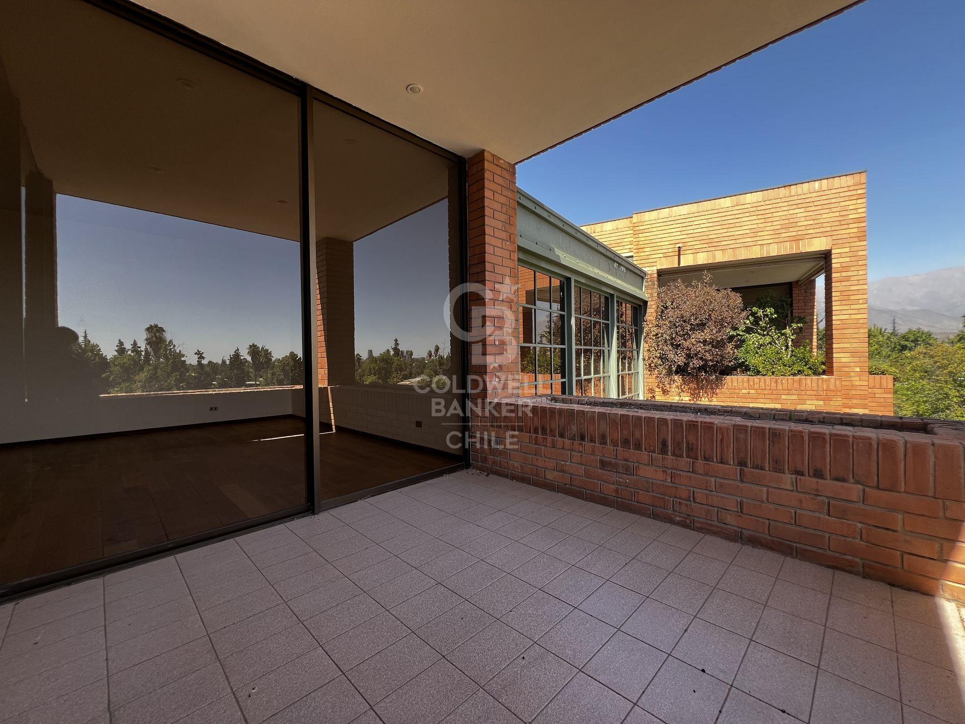 Vitacura, Chile, 4 Bedrooms Bedrooms, ,5 BathroomsBathrooms,Residential,For Sale,1767122