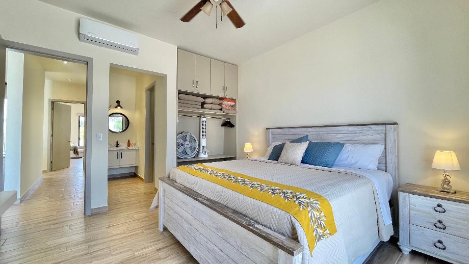 LAS PERLAS, Guaymas, Sonora, 85506, Mexico, 4 Bedrooms Bedrooms, ,6 BathroomsBathrooms,Residential,For Sale,LAS PERLAS,1622930