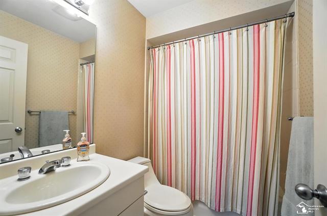 MONROE, Michigan, 48162, United States, 4 Bedrooms Bedrooms, ,7 BathroomsBathrooms,Residential,For Sale,1995576