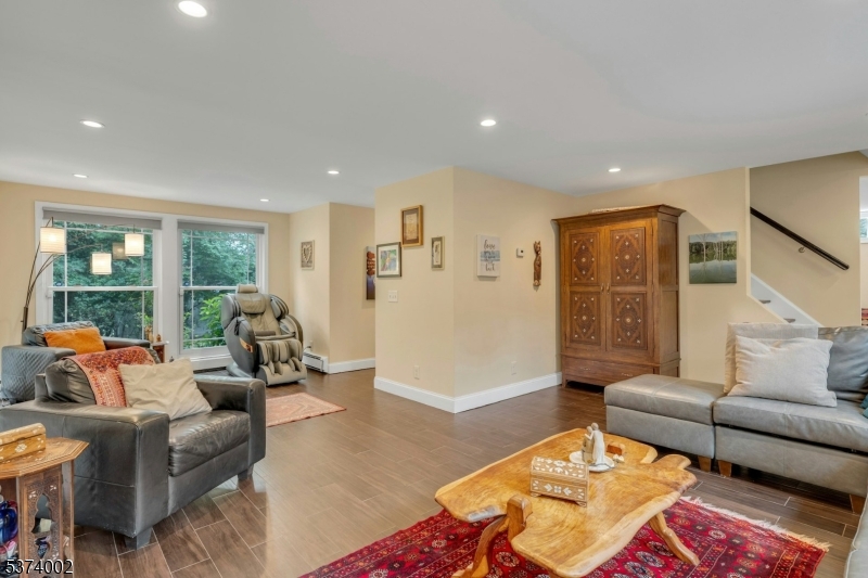 Ridgewood Village, New Jersey, 07450, United States, 4 Bedrooms Bedrooms, ,2 BathroomsBathrooms,Residential,For Sale,1901977