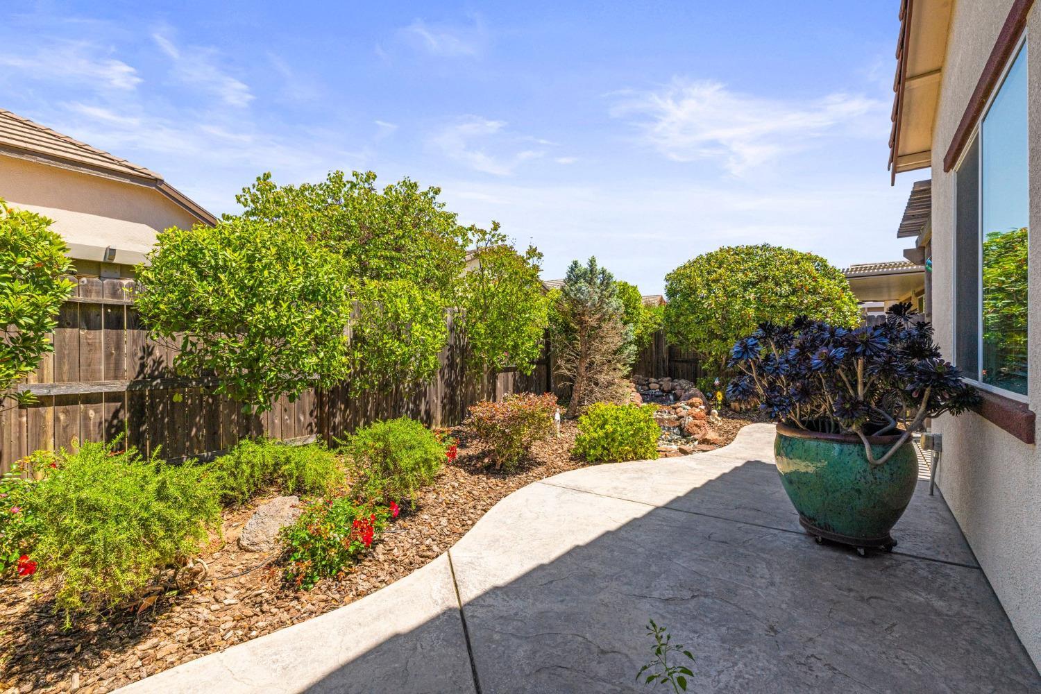 Roseville, California, 95747, United States, 3 Bedrooms Bedrooms, ,2 BathroomsBathrooms,Residential,For Sale,1924391