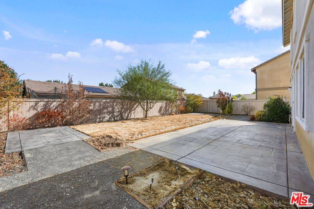 Lancaster, California, 93534, United States, 5 Bedrooms Bedrooms, ,3 BathroomsBathrooms,Residential,For Sale,1942304