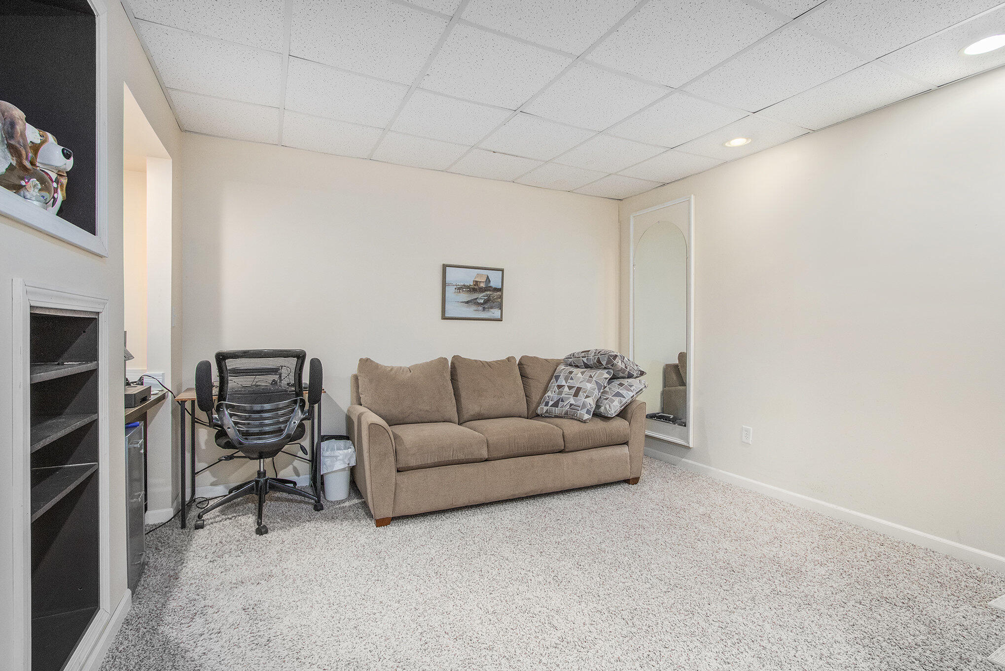 Edwardsburg, Michigan, 49112, United States, 6 Bedrooms Bedrooms, ,4 BathroomsBathrooms,Residential,For Sale,1940260