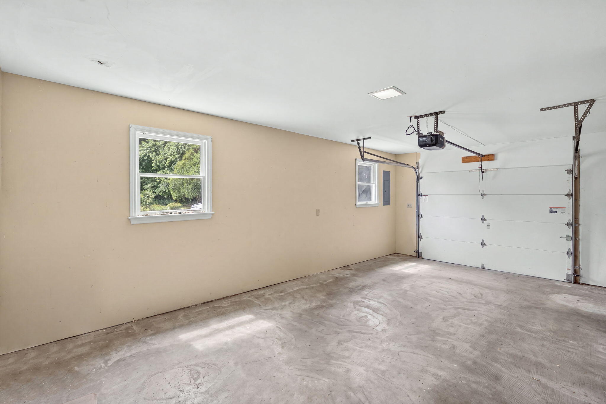  114 Tupper Road UNIT 2A - 物件實景