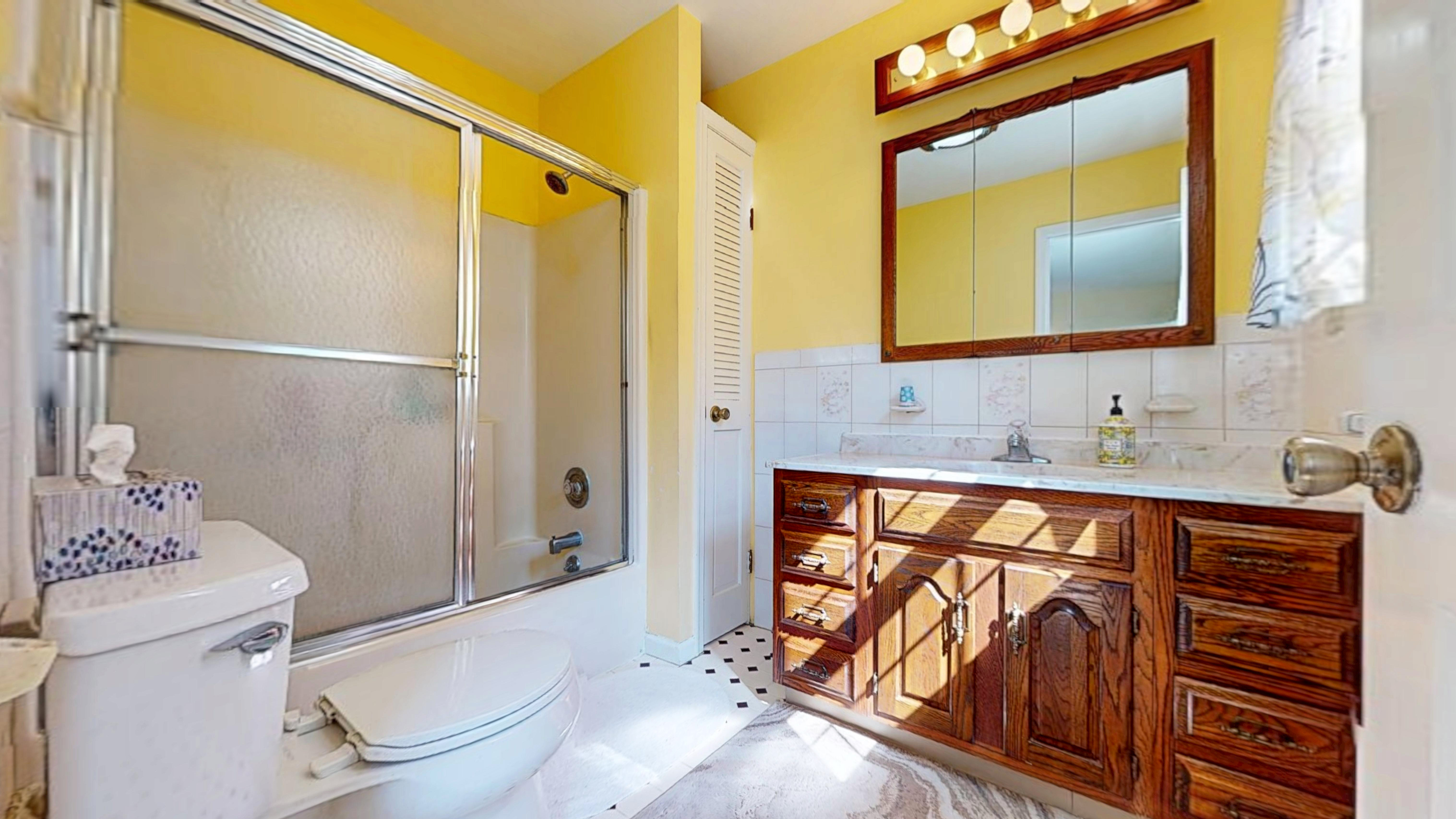 Galloway, New Jersey, 08205, United States, 4 Bedrooms Bedrooms, ,3 BathroomsBathrooms,Residential,For Sale,2048646