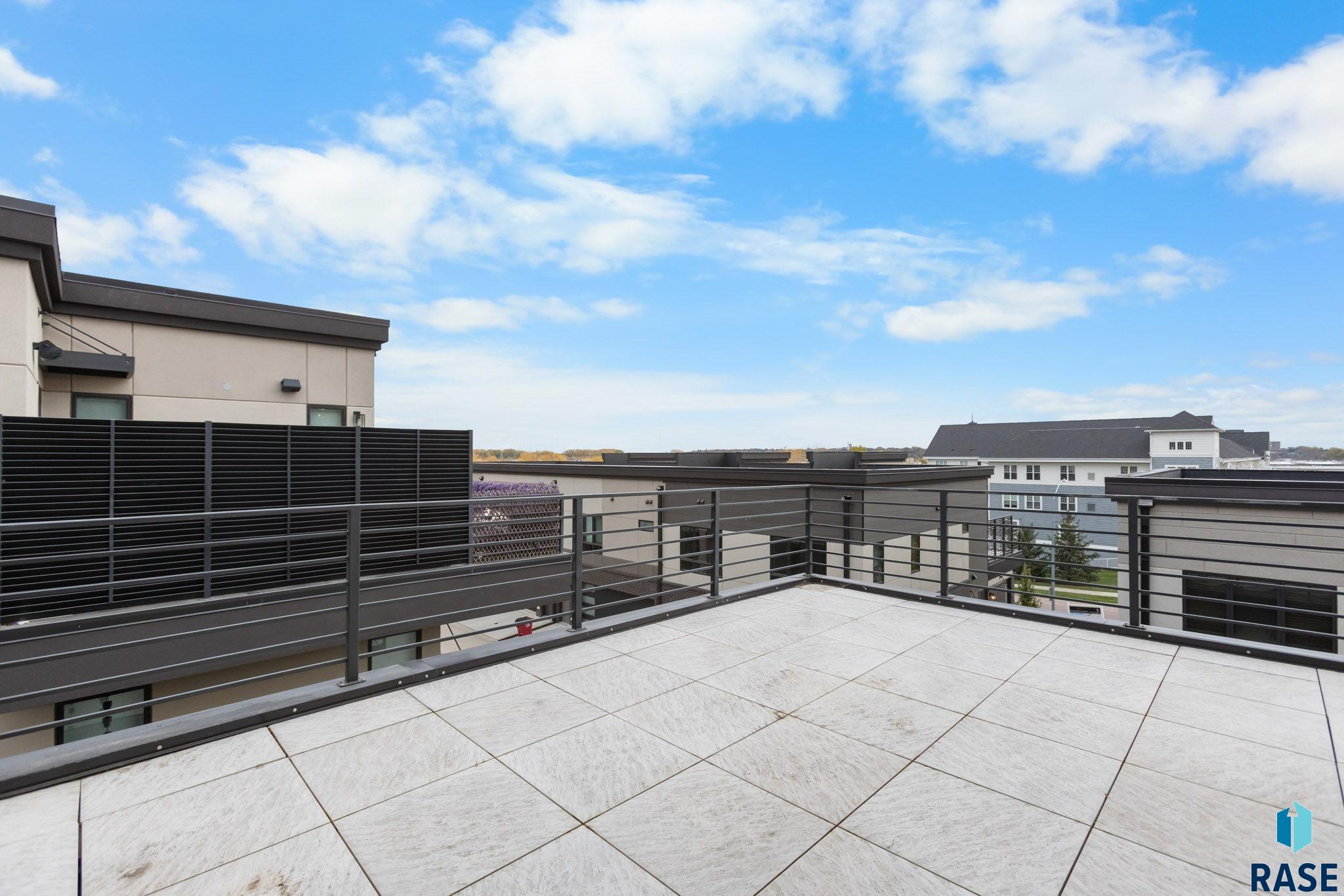 Sioux Falls, South Dakota, 57106, United States, 3 Bedrooms Bedrooms, ,2 BathroomsBathrooms,Residential,For Sale,1986319