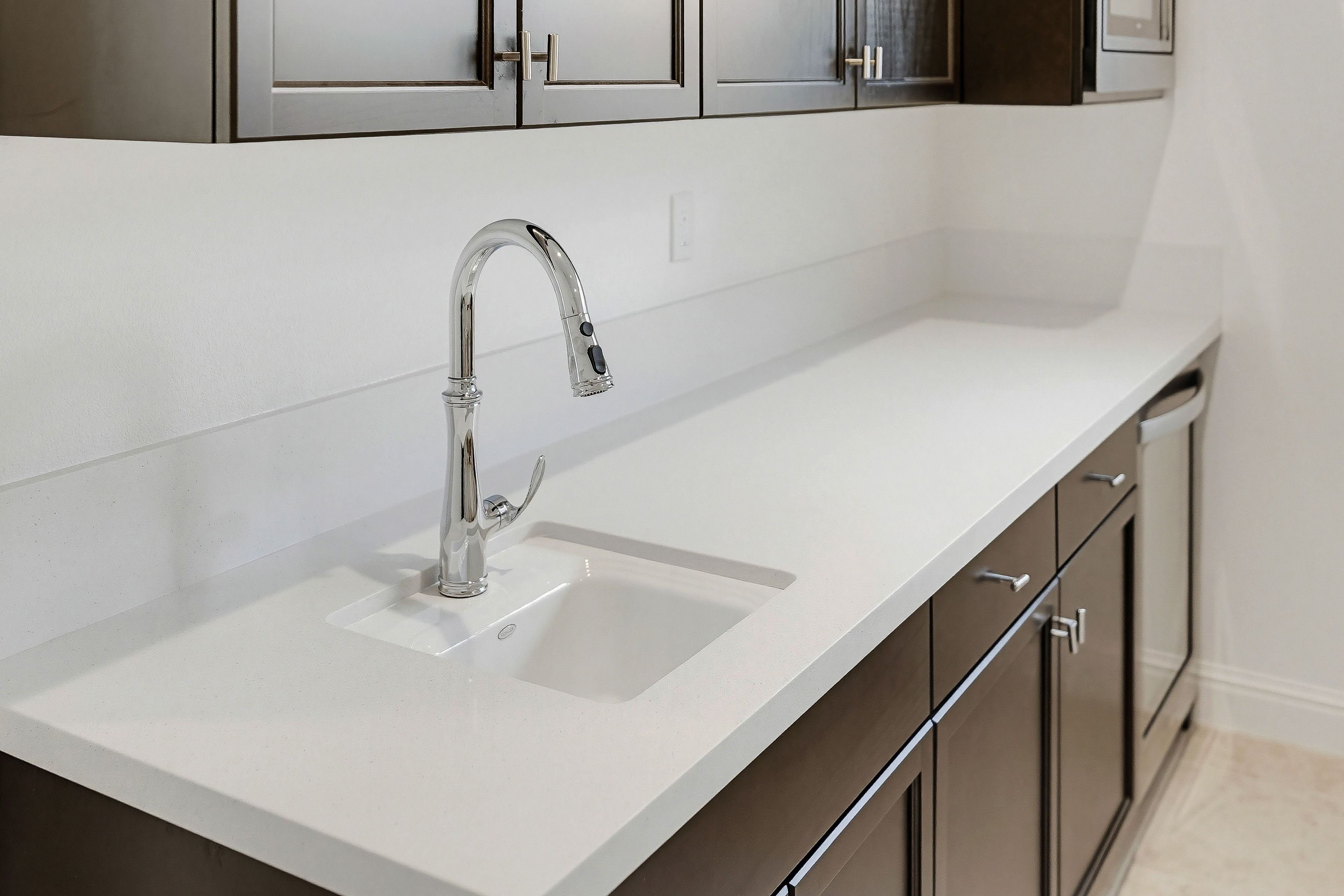  600 Bluffs Drive - 物件實景