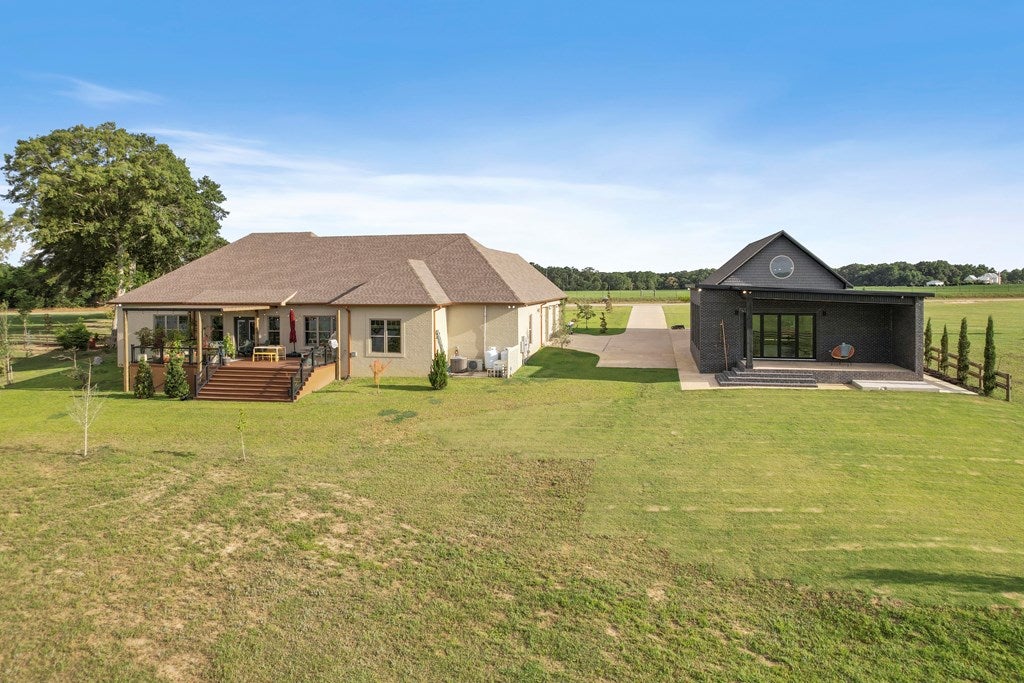 Newton, Alabama, 36352, United States, 4 Bedrooms Bedrooms, ,3 BathroomsBathrooms,Residential,For Sale,1848766