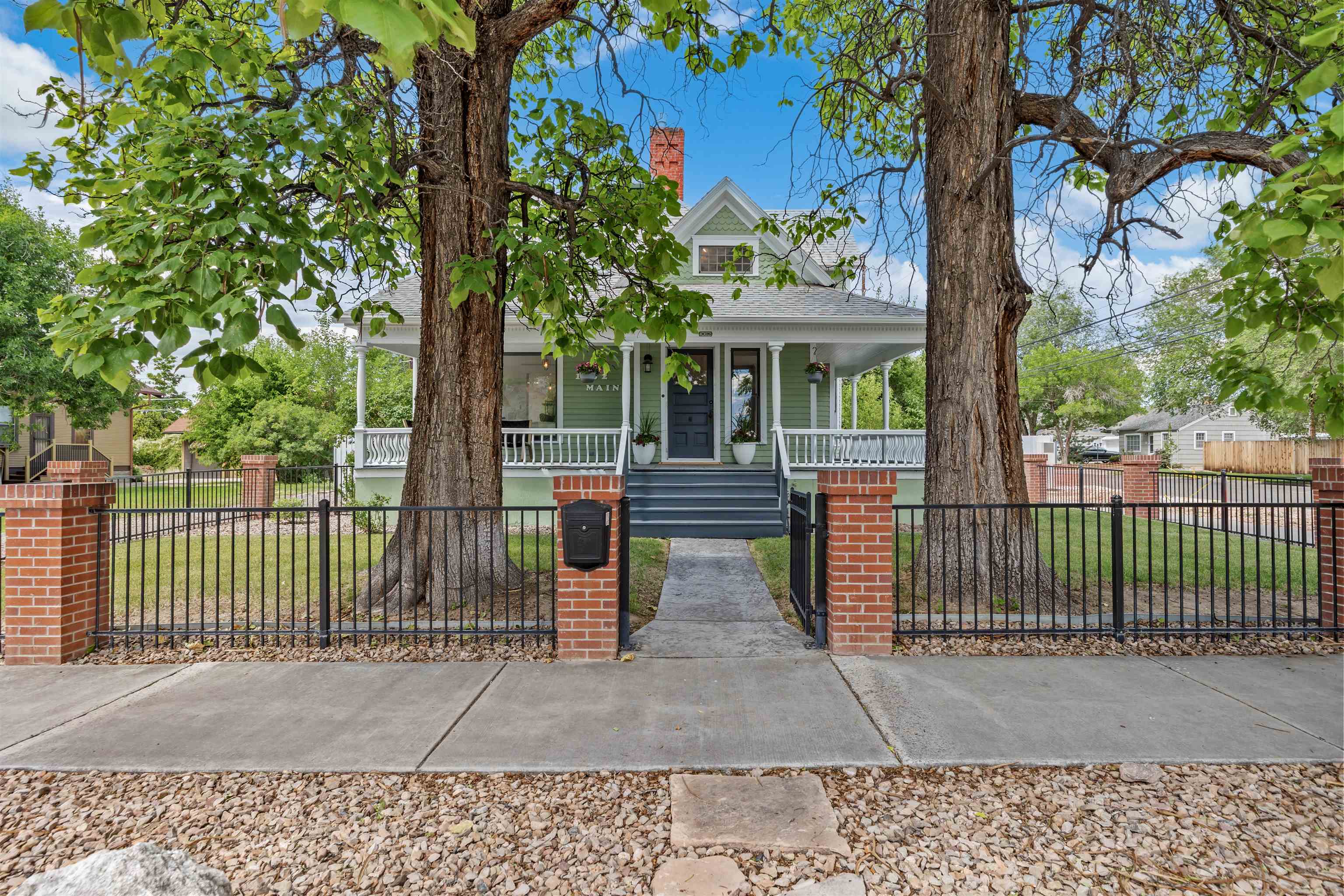Grand Junction, Colorado, 81501, United States, 2 Bedrooms Bedrooms, ,2 BathroomsBathrooms,Residential,For Sale,1866831